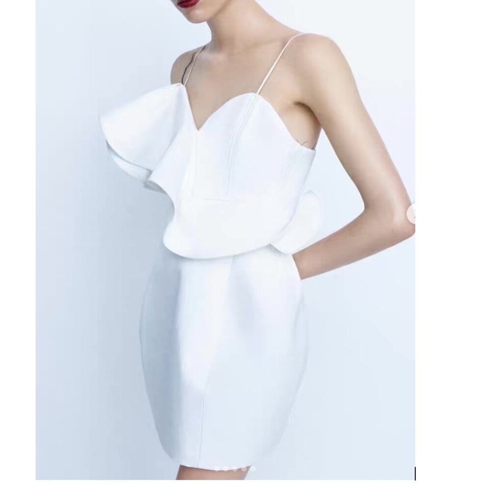 ✨ ZARA Voluminous Short Dress – NEW – Sculptural White Elegance‎ ✨